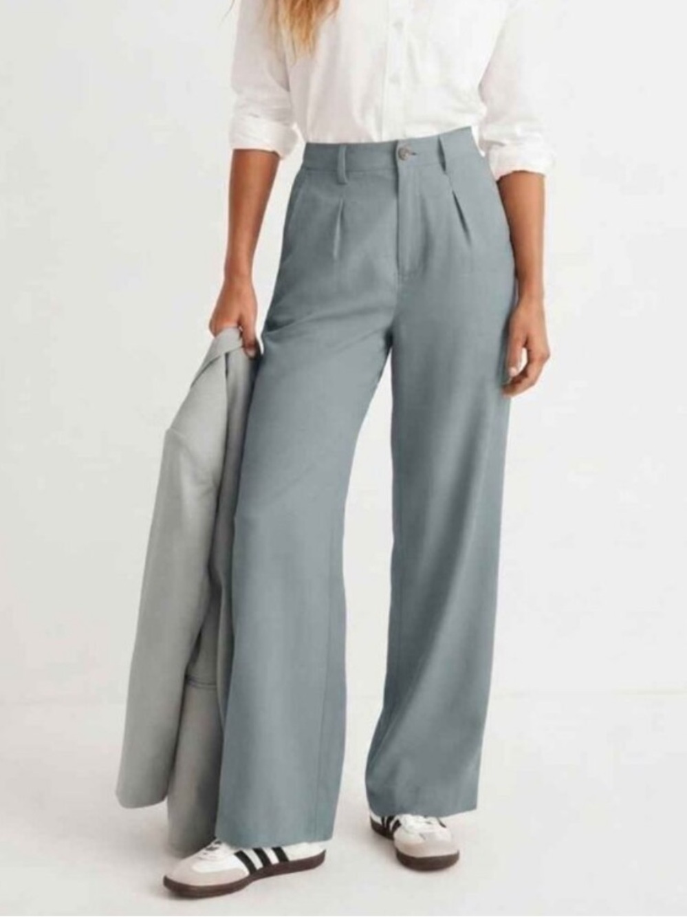 Madewell Straight Leg Pants in Light Blue-Grey